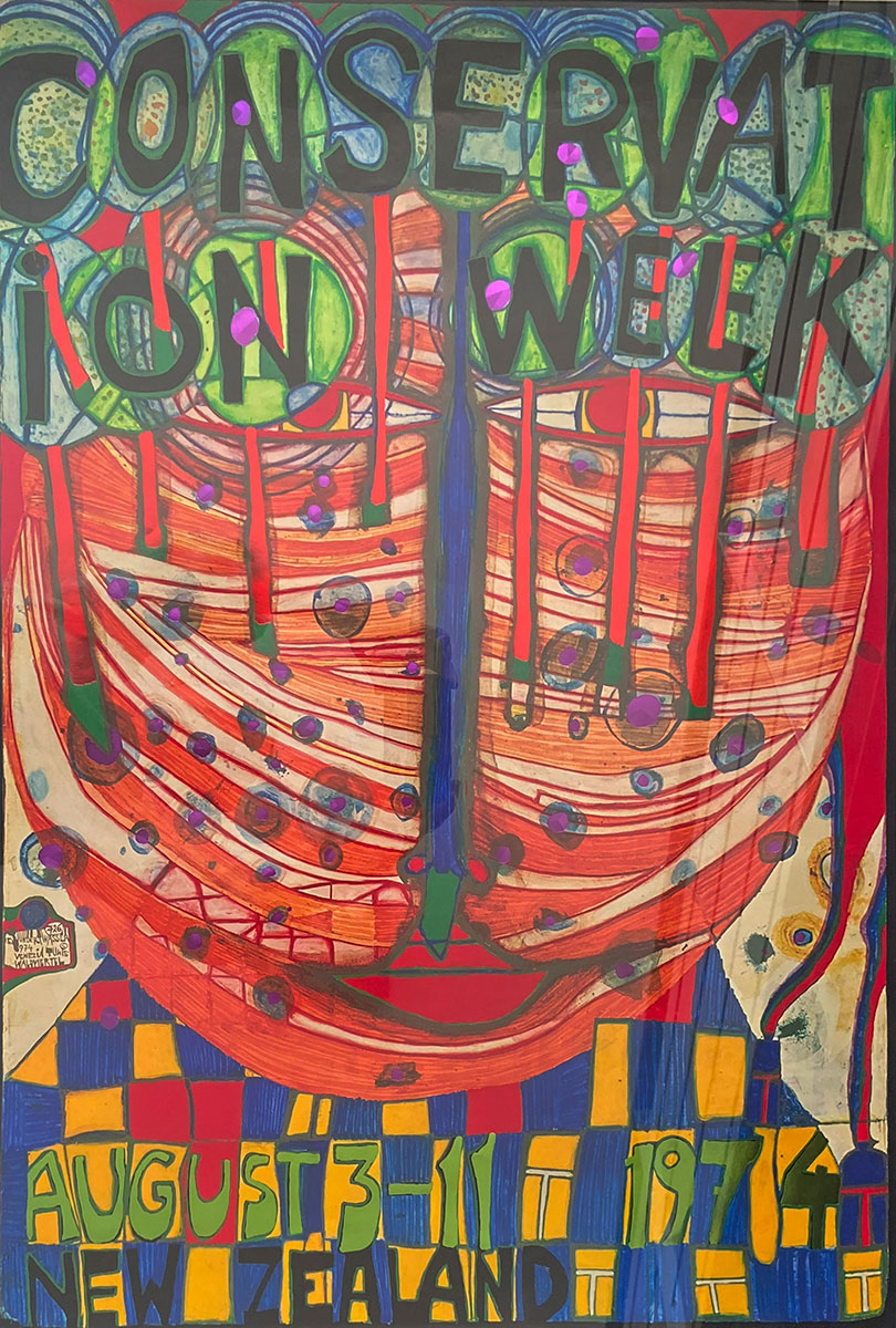 Friedensreich Hundertwasser Conservation Week, 1974 Naturschutzwoche Neuseeland, Offsetlithografie mit Metallfolieneinsätzen, roten und grünen Metallfolieneinsätzen Friedensreich Hundertwasser Conservation Week, 1974 Naturschutzwoche Neuseeland, Offsetlithografie mit Metallfolieneinsätzen, roten und grünen Metallfolieneinsätzen